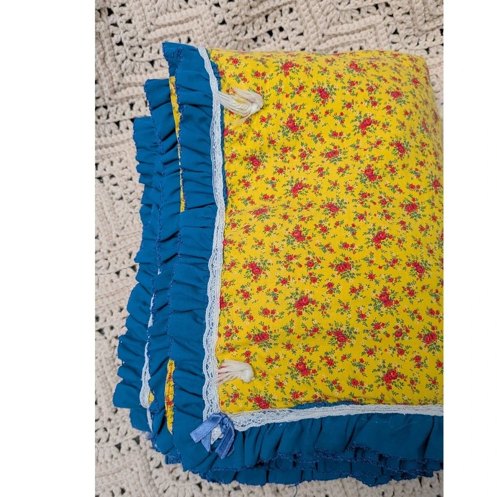 Vintage Retro Handmade Tied Quilt Yellow Floral Red Blue Ruffle Lace Trim Throw